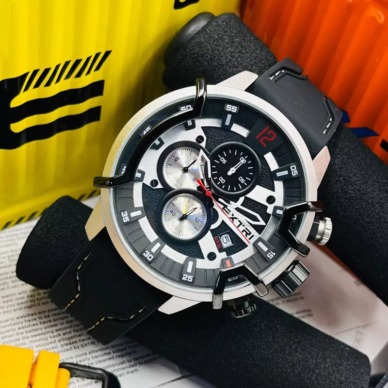 eXtri Analog Wristwatch For Men