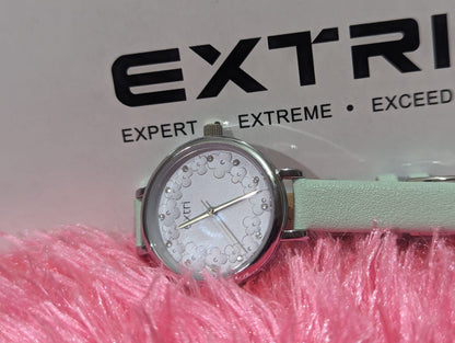 eXtri Classic Analog Wristwatch